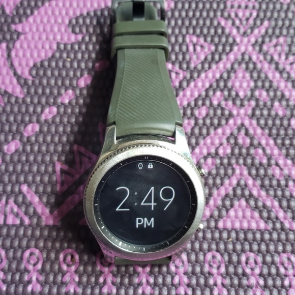 Watch - Picture 1 of 4